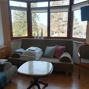 Super Apartament